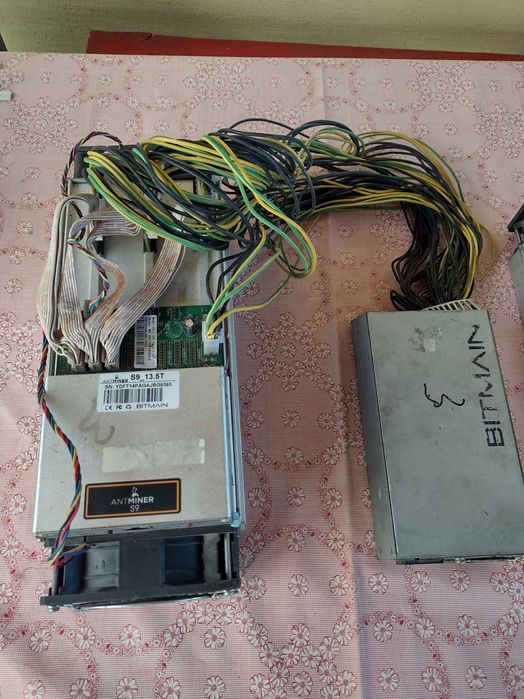 Antminer S9 13.5T 2 броя