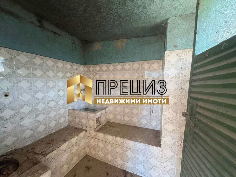 Продава се Къща в с. Драгоево, Област Шумен - 100 кв.м за 370 €/кв.м - Снимка #2
