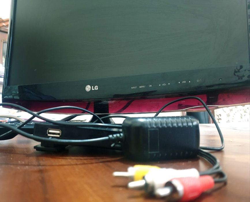 "LG" телевизор/монитор LCD FLATRON