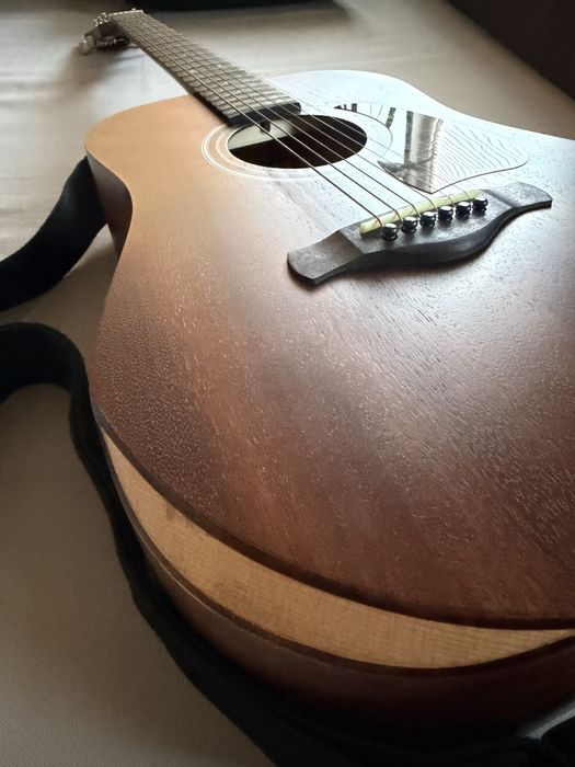 Акустична китара Ibanez