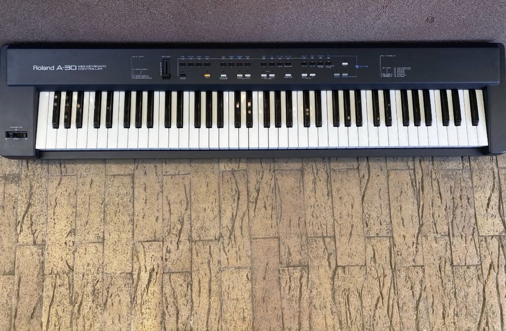 Roland A - 30
