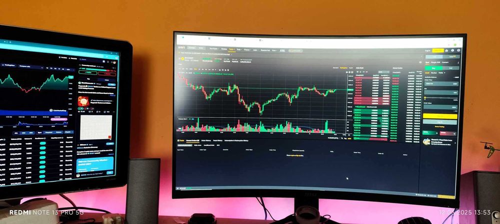 monitor gaming MSI curbat 2k, 166hz, de 32 inch