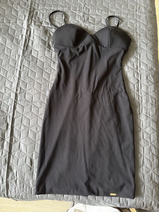 Черна рокля Alessa