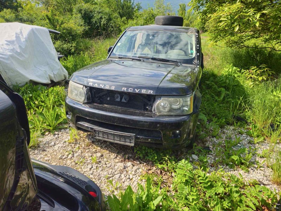 Range Rover Sport HSE на части