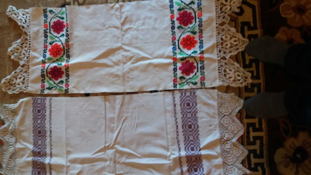 Vand velnite de pat, vechi tesute in razboi, stergare vechi