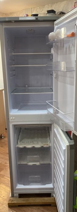 Продам холодильник