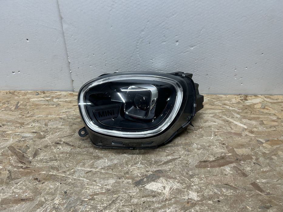 Far faruri Mini Countryman F60 lci full led adaptiv 2020-2023