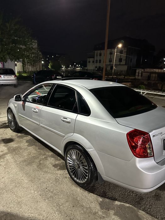 Продам свое авто ( джентра)