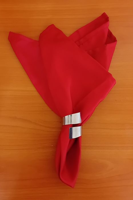 Комплект салфетки с пръстени 8 бр.