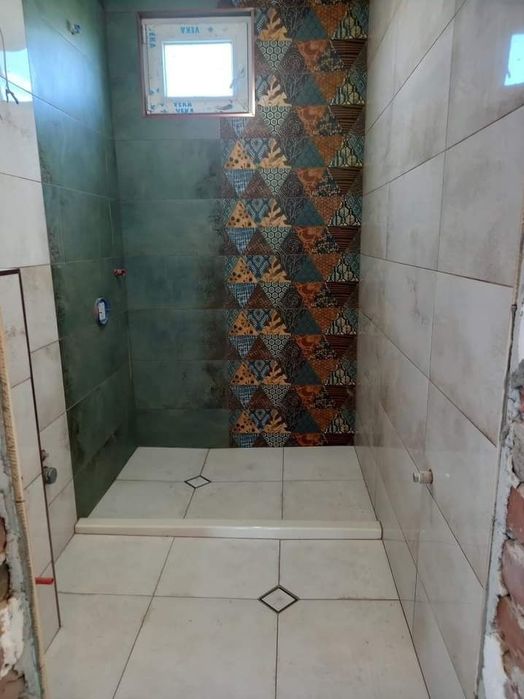 Лепене на плочки.Микроцимент.Декоративни и венециански мазилки.