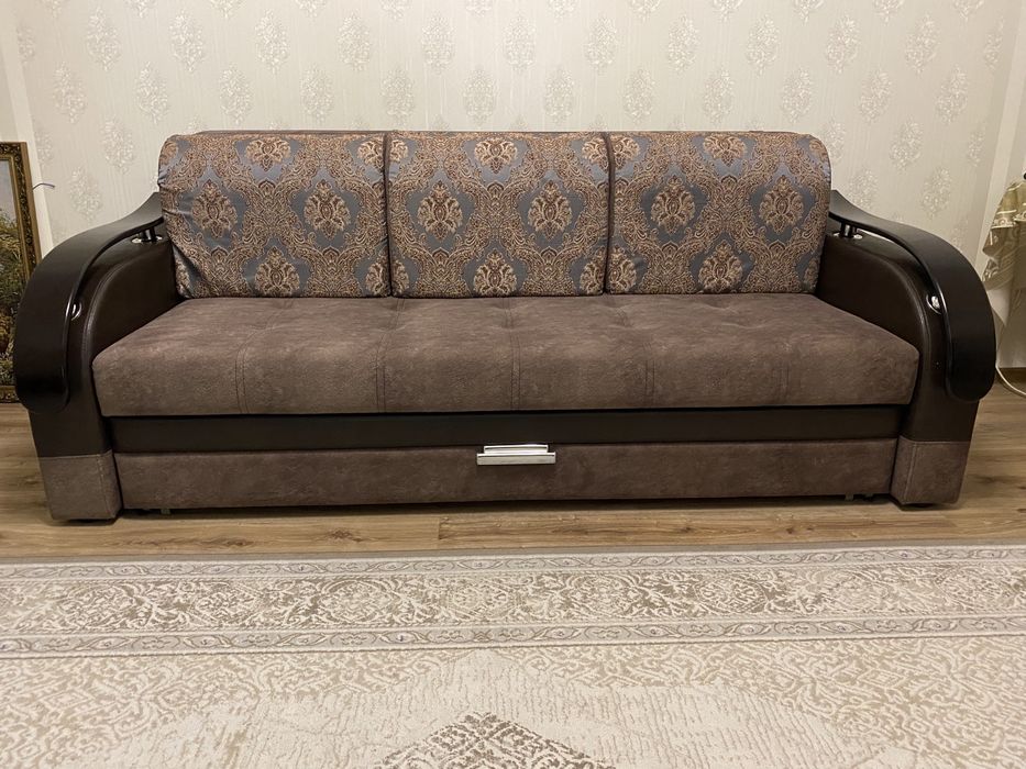 Диван для зала, гостиной