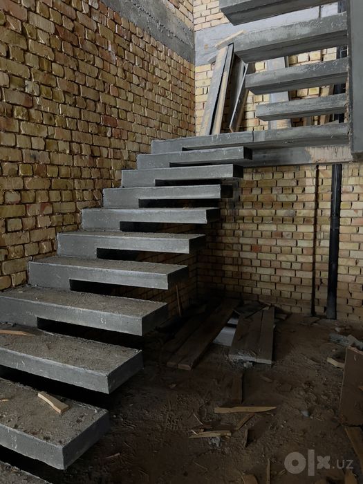 Лецниса зиначи уста