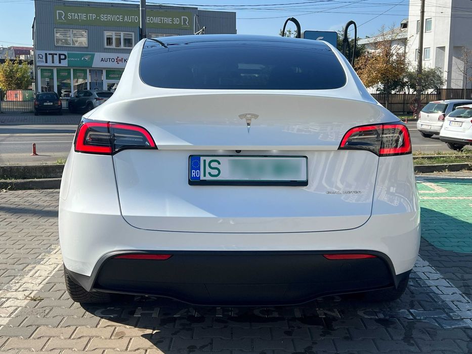 Tesla Model Y Long range 4x4 TVA deductibil