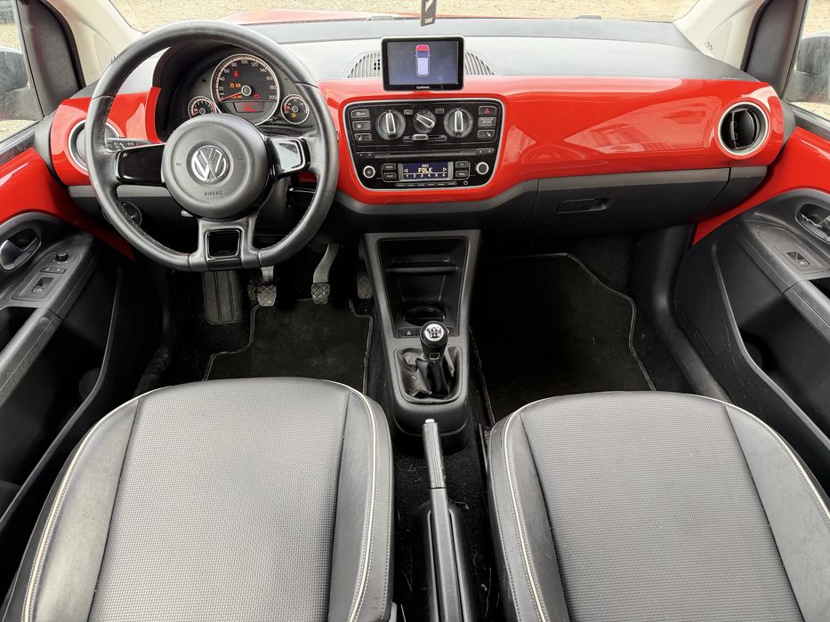 Vw Up! 1.0i MPI groove на части!