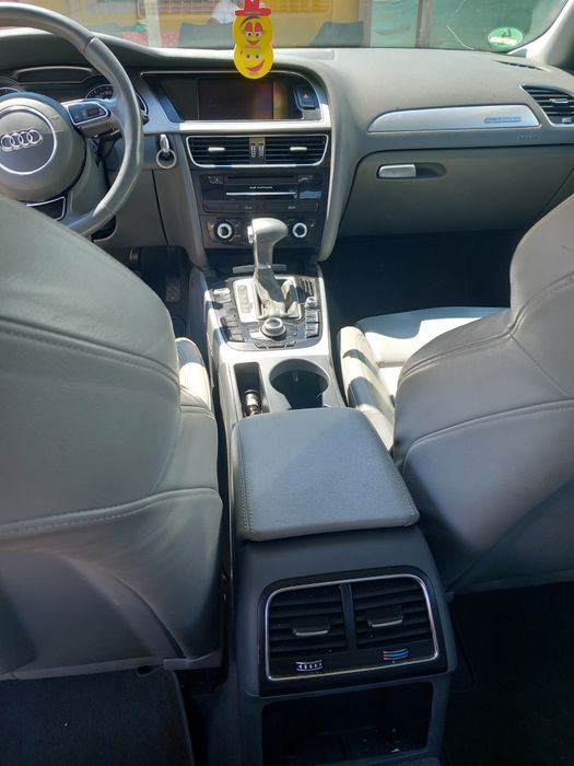 Audi  a4 b8 2012