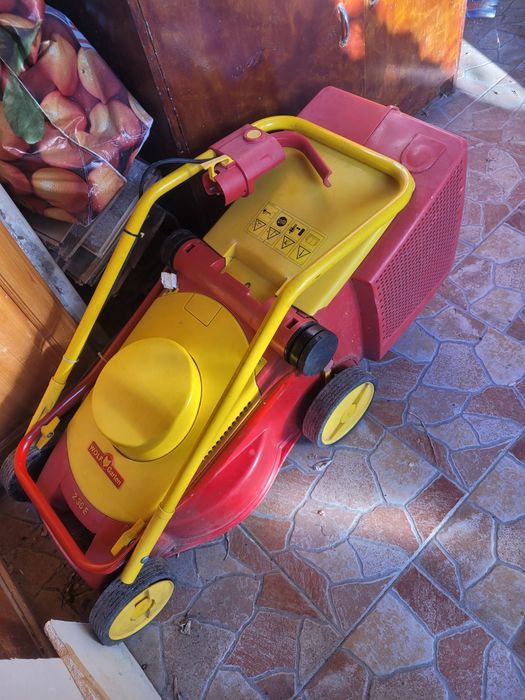 Продавам косачки за трева