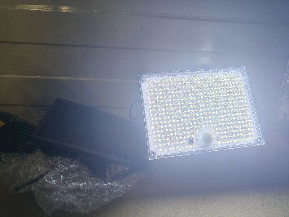 Lampi solare de exterior