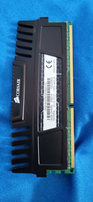 Memorie Ram 8 GB DDR 3 - 1600 MHz
