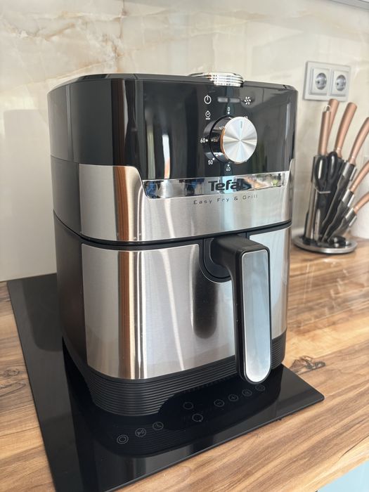 [В ГАРАНЦИЯ] Air Fryer Tefal 2в1