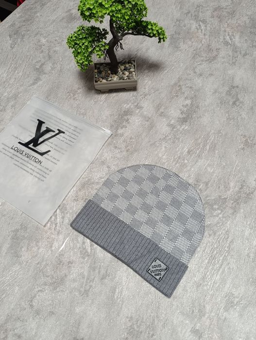 Căciulă Louis Vuitton
