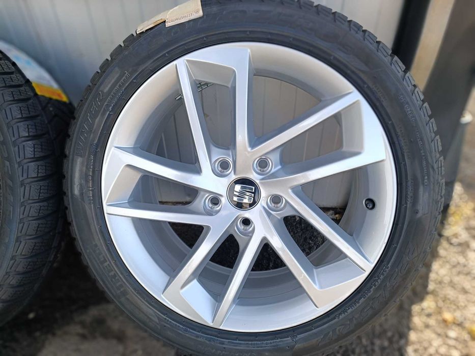 Нови ОРИГИНАЛНИ джанти 17 цола 5 112 за Seat VW + Зимни гуми Pirelli