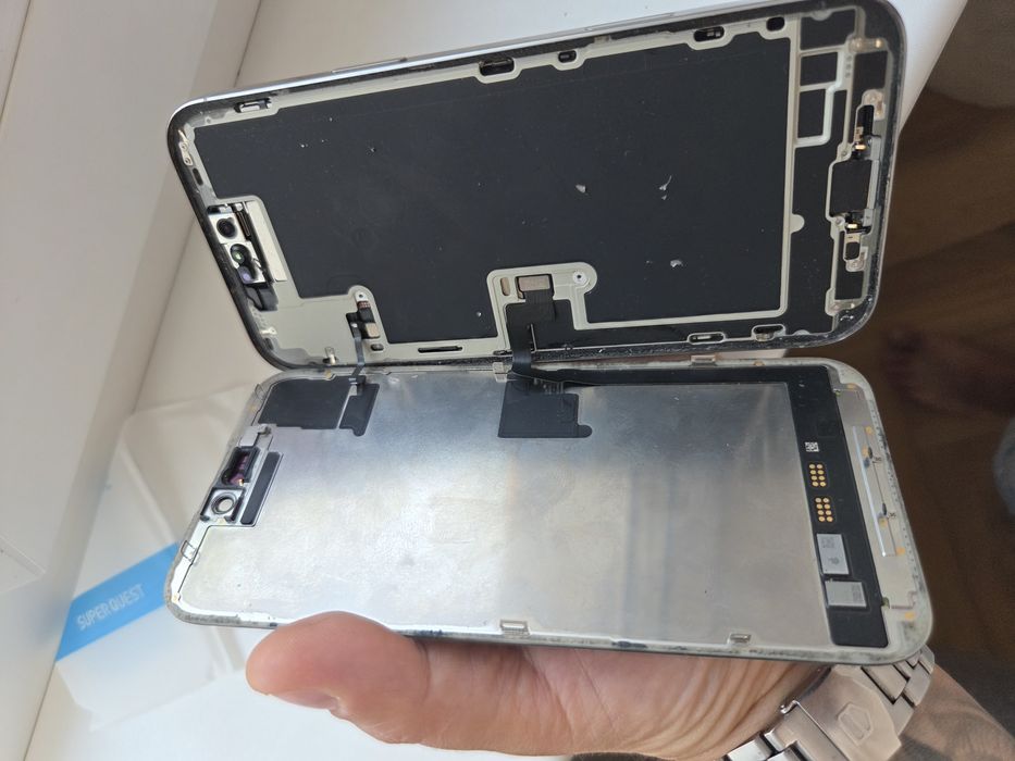 Carcasa display baterie camera Iphone 16 Pro Max