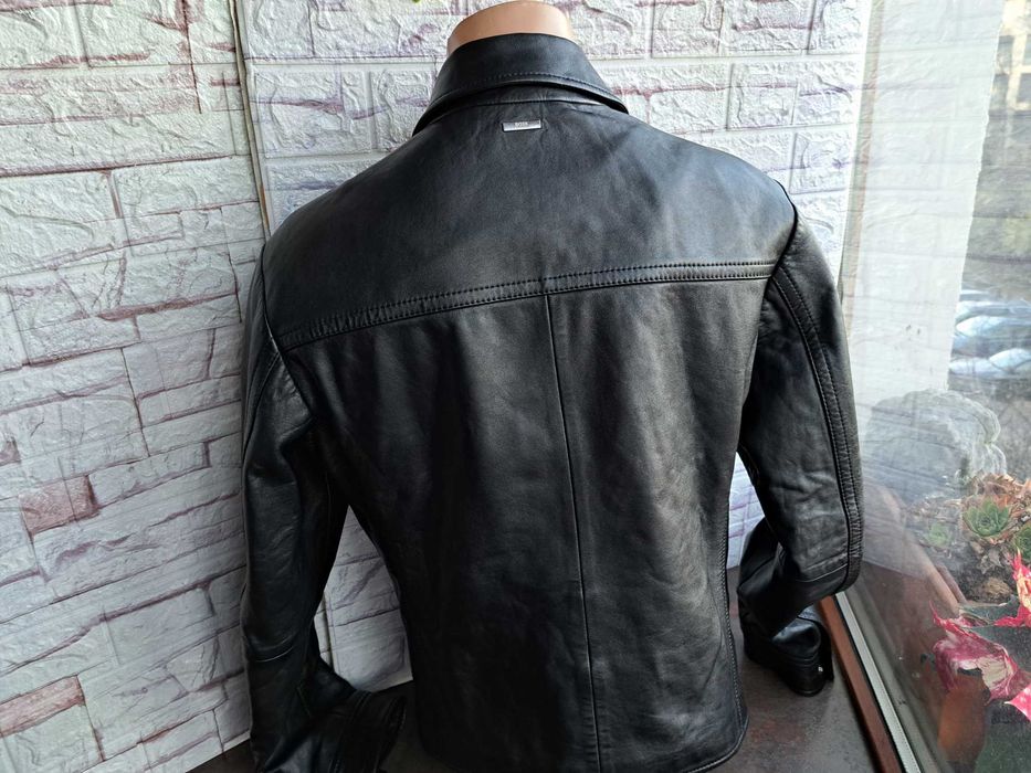 мъжко яке,кожено черно яке,сако,Hugo Boss