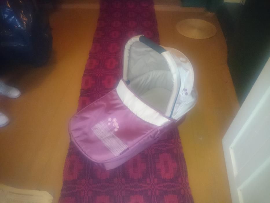 Комбинирана детска количка Лорели Карера 4 колела 2 в 1