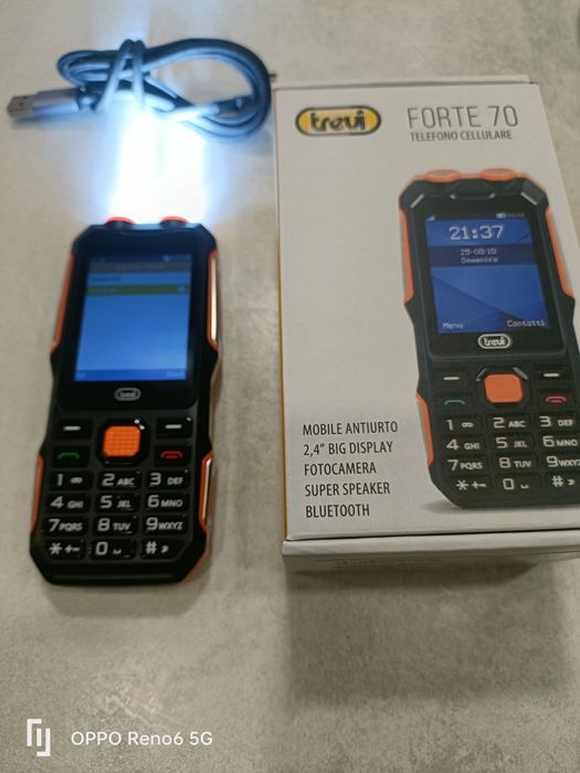 Telefon Trevi cu lanterna