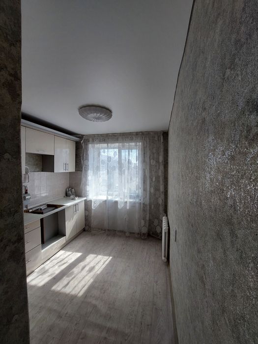 Продам однокомнатную квартиру. Океан.