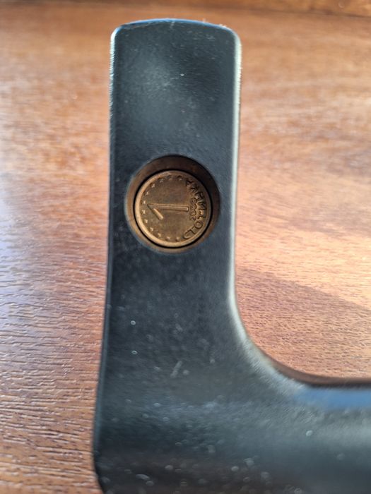 Оригинална резервна част John Deere – Дръжка #L168271