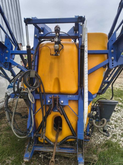 пръскачка-прикачена