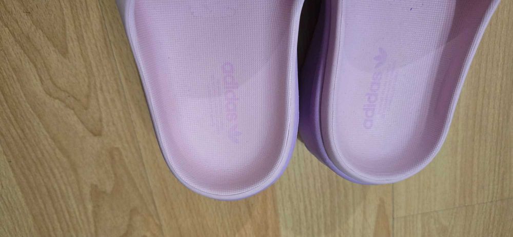 Adidas 38-дамски чехли