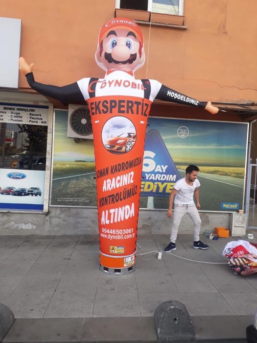 Reclame gonflabile personalizate