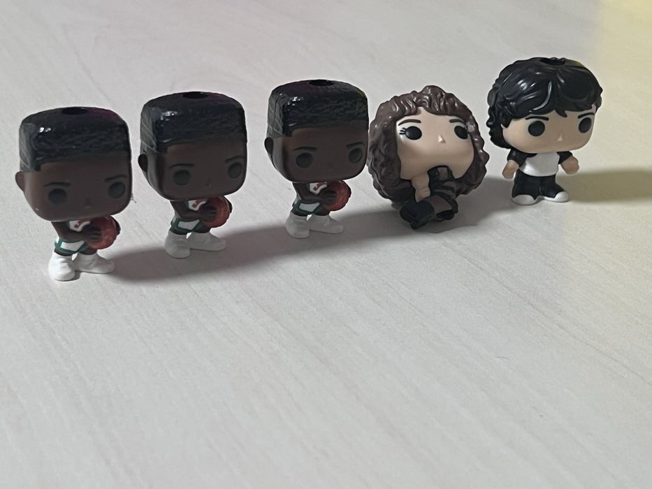 продаю игрушки осд с киндера joy