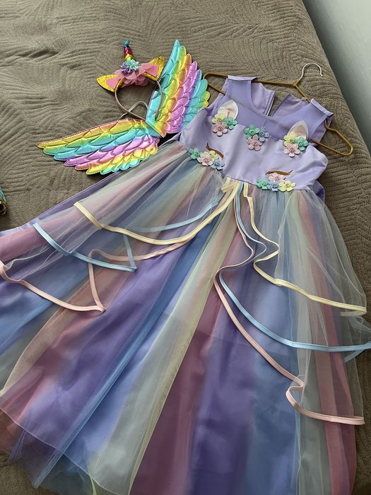 Продам платье для девочек