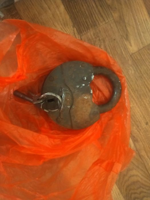 Продам замок амбарный