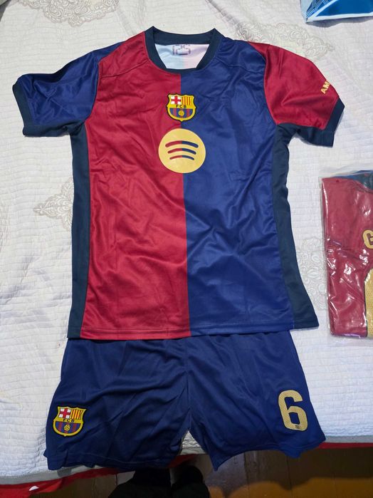 Gavi fudbolkasi, L va XL razmerlari bor