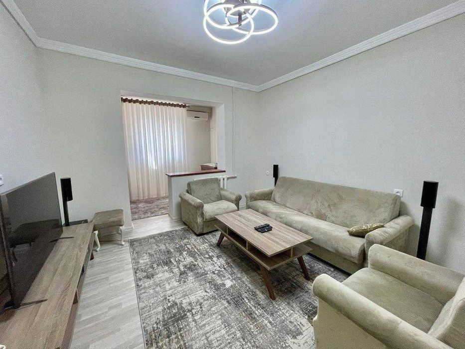 Сдается в аренду 4 комнатная квартира ул.Миробад 160 м.кв