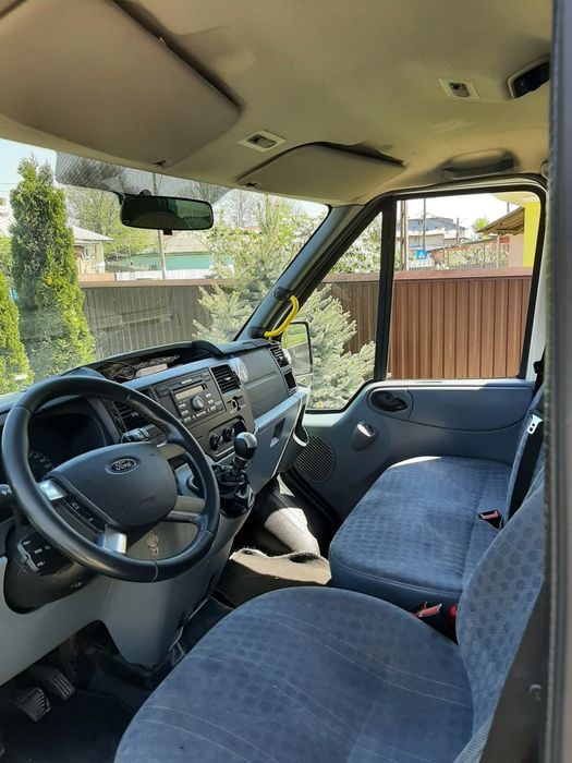 FORD TRANSIT 2013 – 8+1