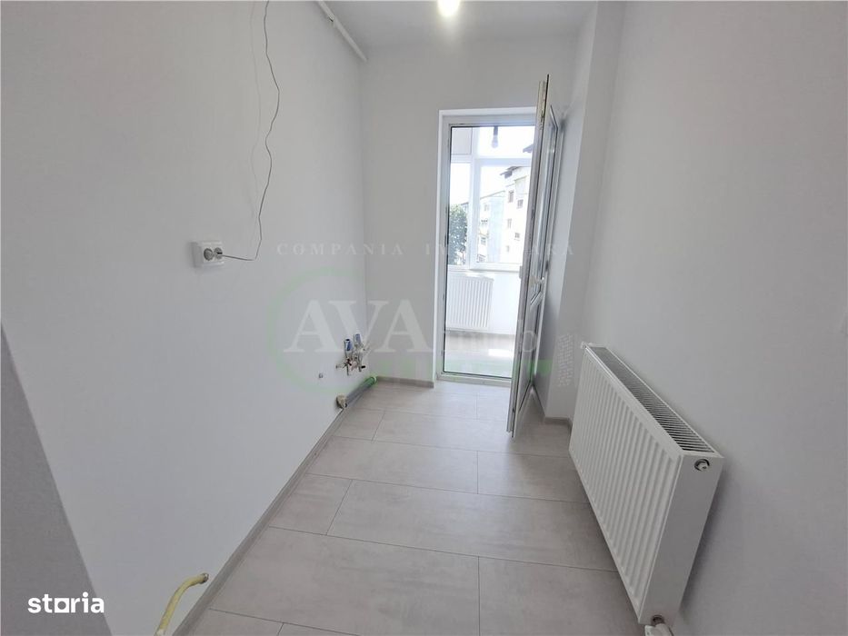 Garsoniera confort 1, etaj 2, cu centrala, nemobilata, zona Mioritei