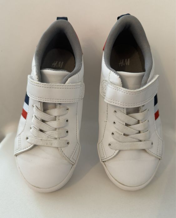 Сандали и кецове за момче 29 номер.