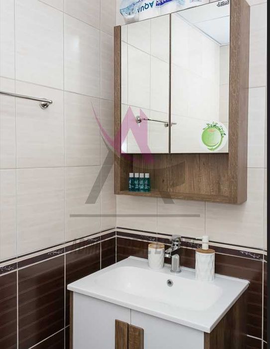 Дава се под наем Двустаен апартамент в Варна, Бриз - 70 кв.м за 500 € - Снимка #4