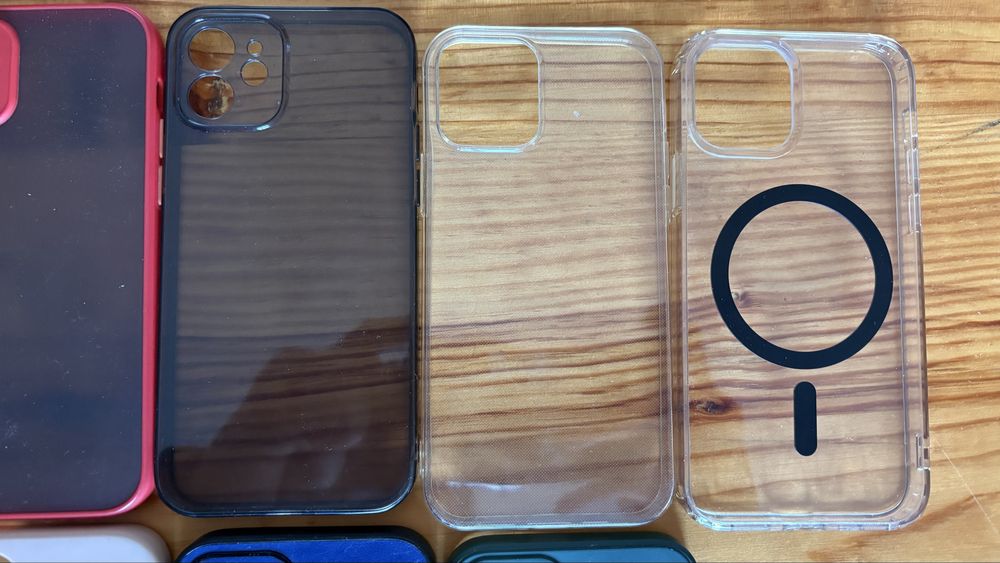 Кейсове (гръбчета) за Iphone 12