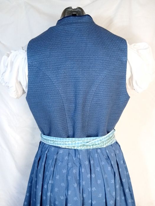 Dirndl Nr.42-44  Sarfan Rochie bavaeza tiroleza Oktoberfest