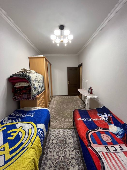 Продам метро Новза 2-х комнатную, раздельные комнаты