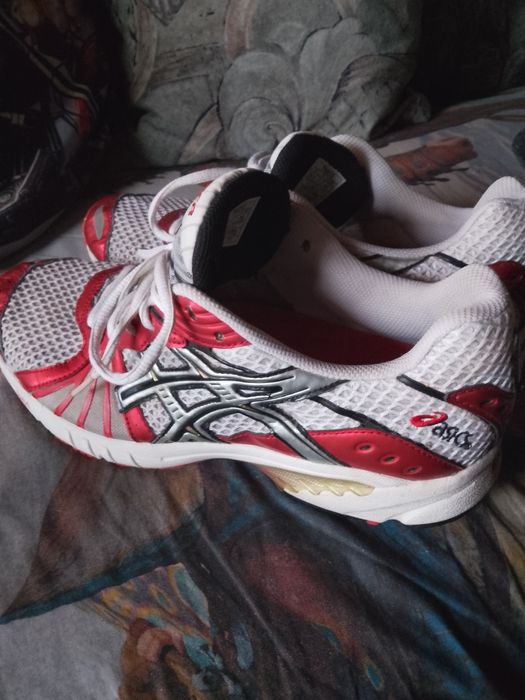 Маратонки Asics gel  45 номер