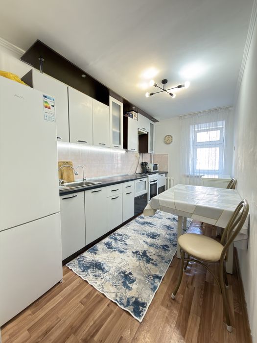 Продам 4х комн кв район Север-Восток