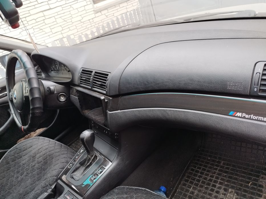 Продам BMW 328, 1998 г., 2,8 объем