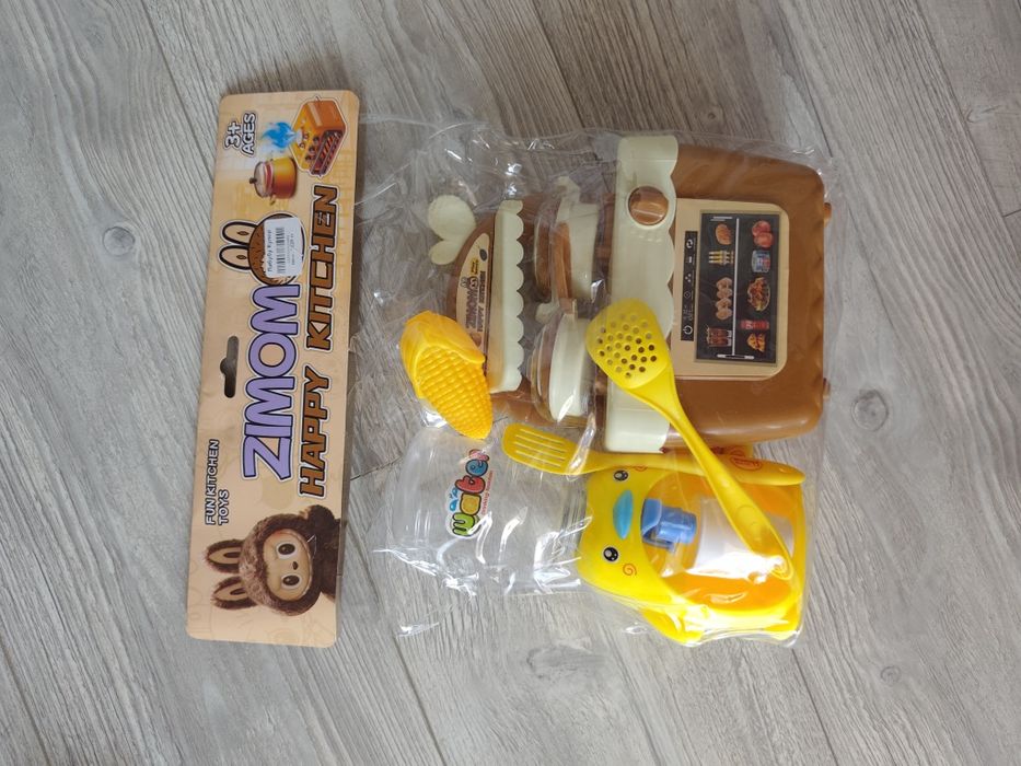 Продам пакет игрушек для девочек.